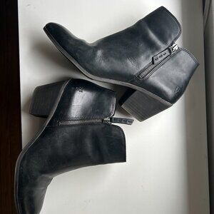 Frye Judith Double Zip Ankle Boots Leather 9.5 Black Moto Bootie